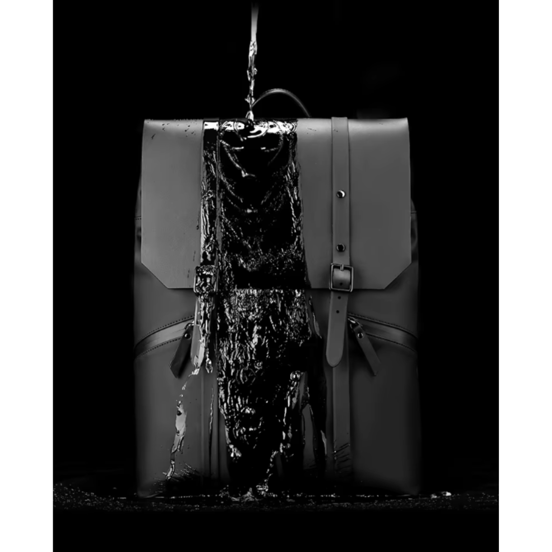 Mochila urbana ligera e impermeable para hombre con portátil 15"