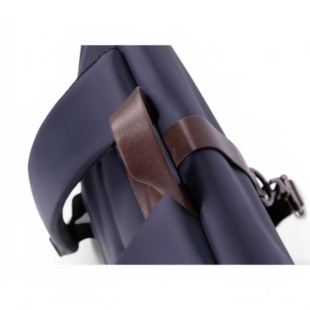 Mochila impermeable de viaje con bolsillo para portátil 15"