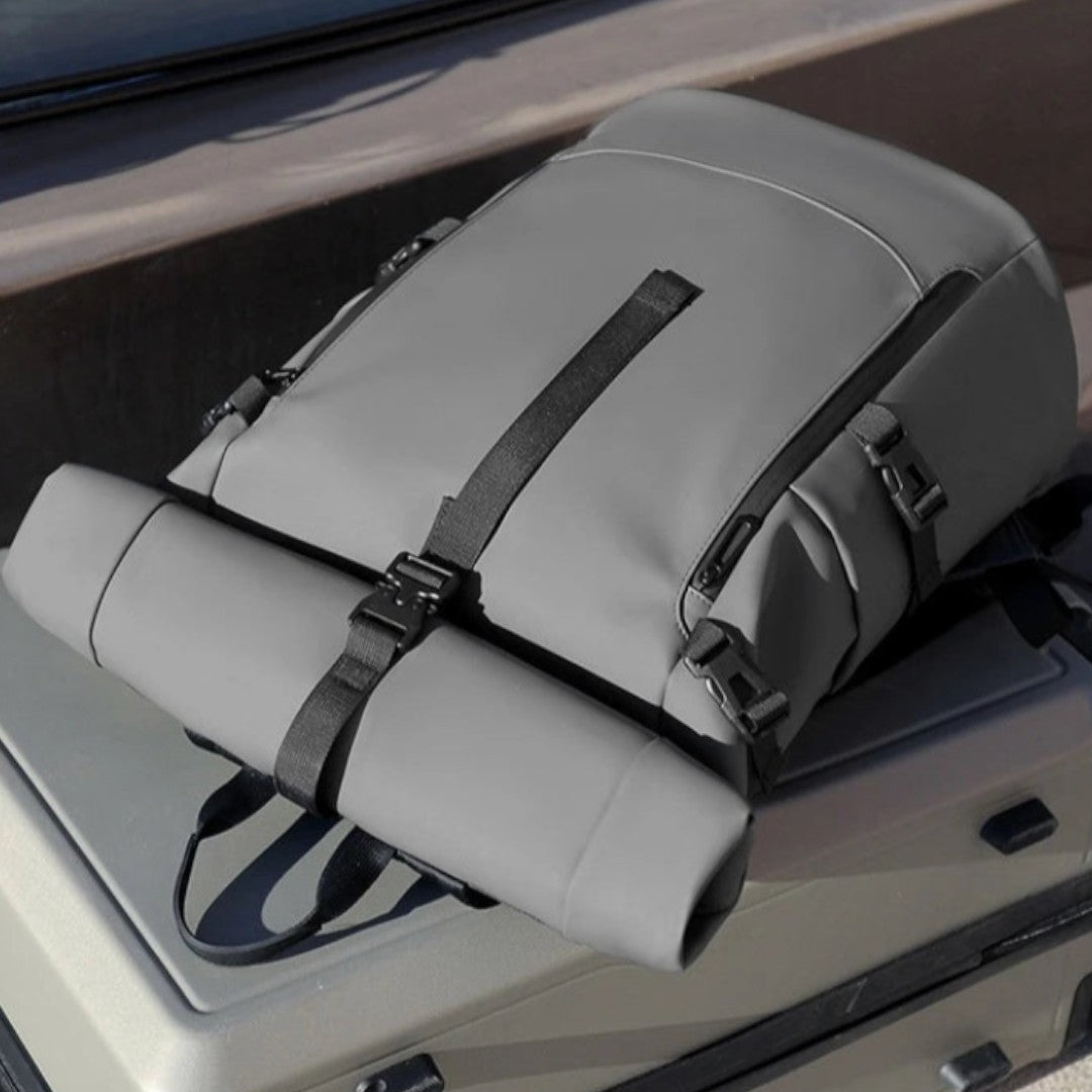 Mochila Impermeable Hombre 25L - Roll Top Business | Havresacs