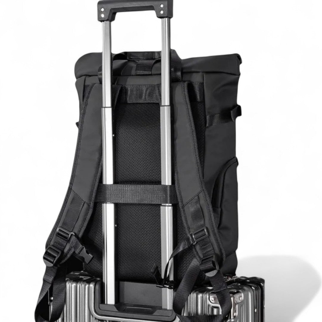 Mochila Roll-Top Impermeable 35L para Portátil 17” – Hombre/Mujer
