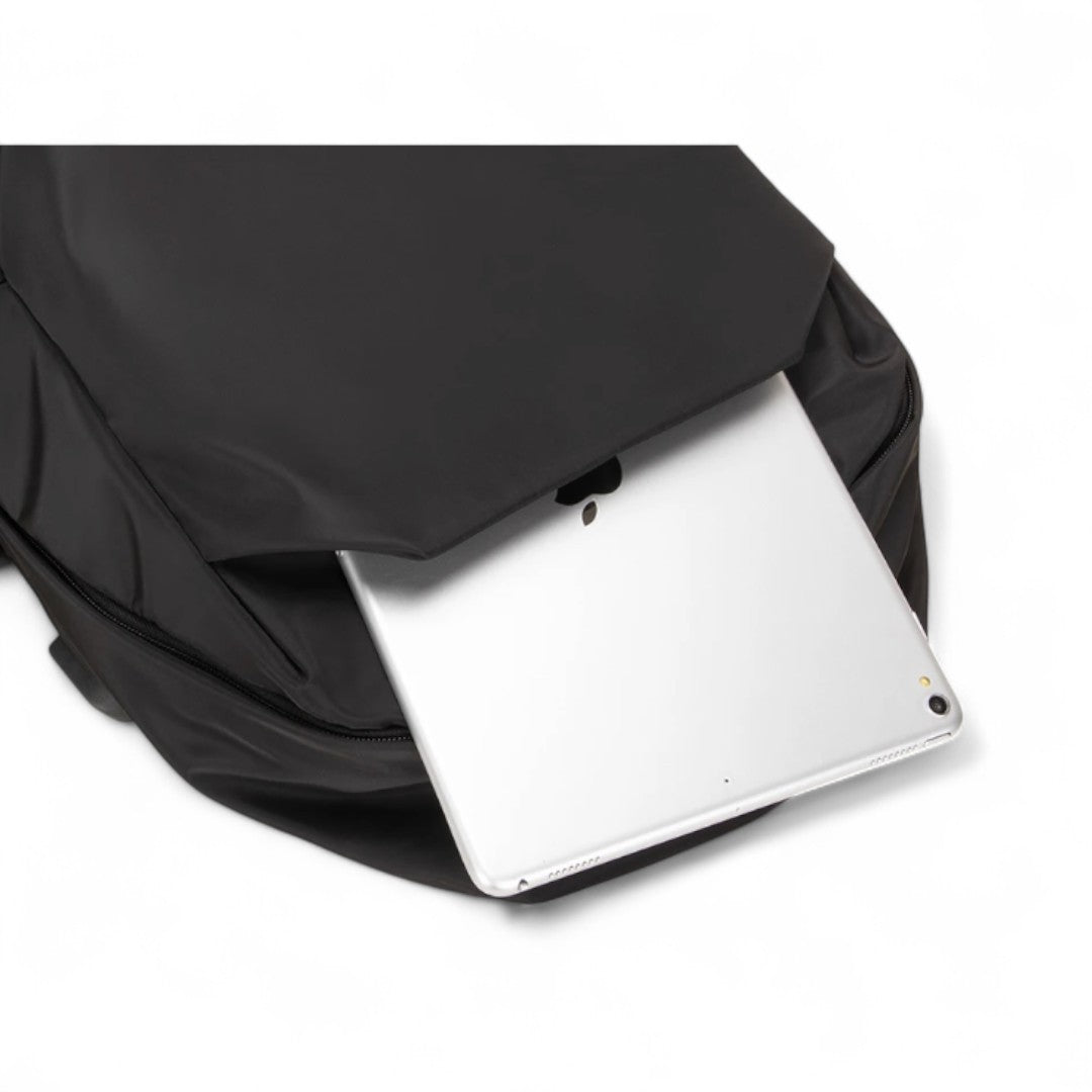 Mochila pequeña impermeable de 9L para hombre, ideal para viajes