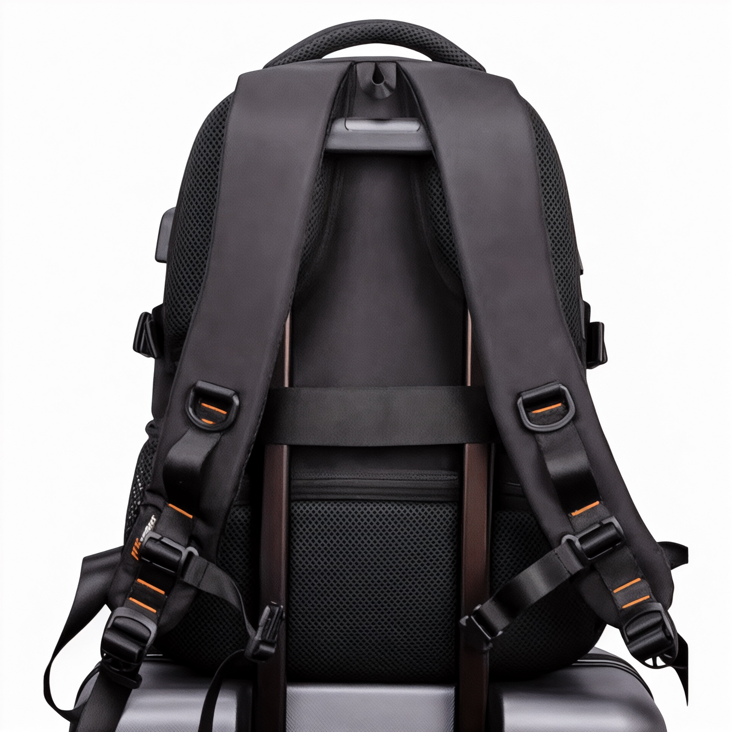 Mochila impermeable negra de 30L, ideal para viajes y avión
